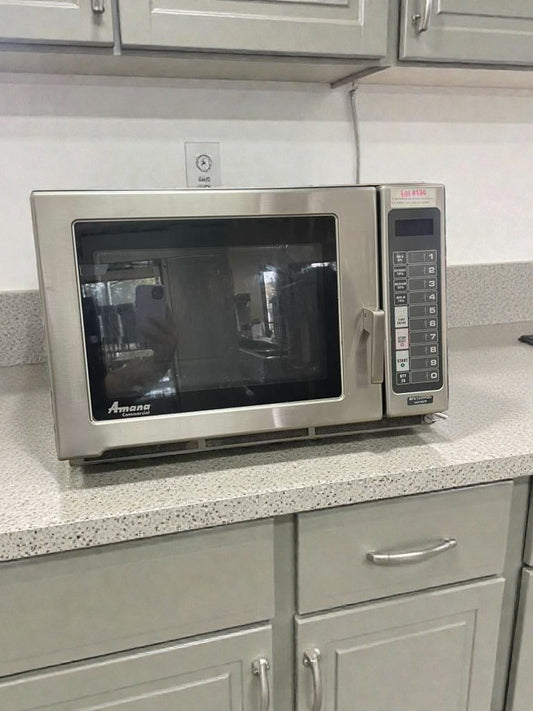 Outstanding Condition – Amana Commercial Countertop Microwave Oven - 120V / Single Phase - Fully Tested & Working!