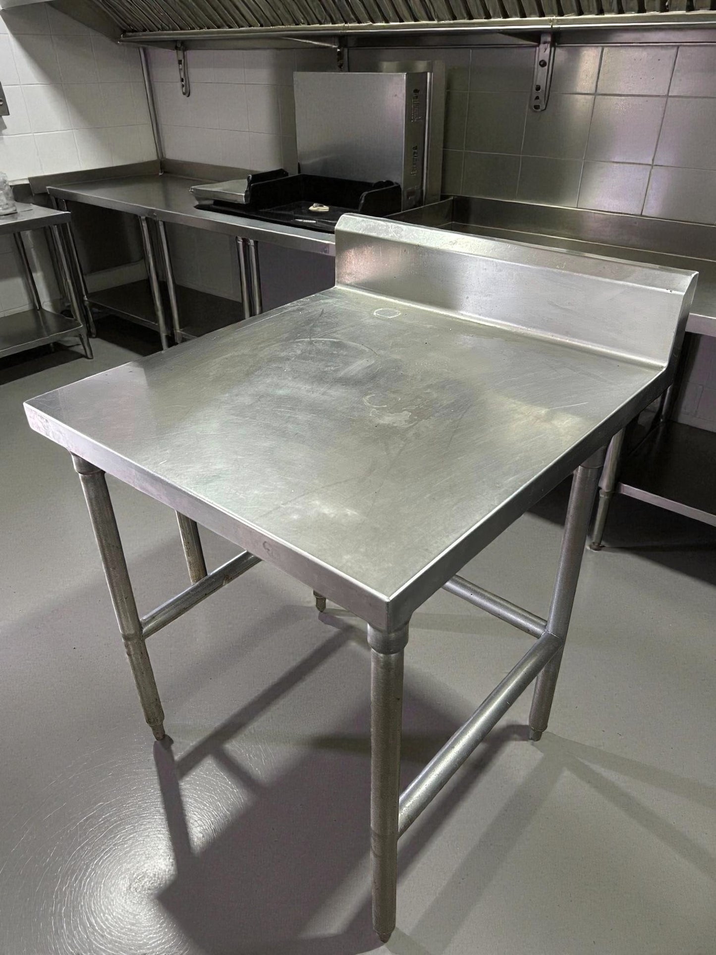 Excellent Find – Eagle Group T3030GTE-BS – 30" x 30" Stainless Steel Commercial Work Table with 4½" Backsplash – Fully Tested & Ready for Use!