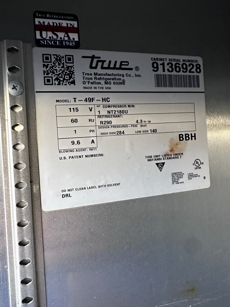 Superior Condition – True T-49F-HC – 54 1/8" Two-Section Reach-In Freezer – 49 Cu. Ft. – 115V – ENERGY STAR® – Fully Tested & Operational!