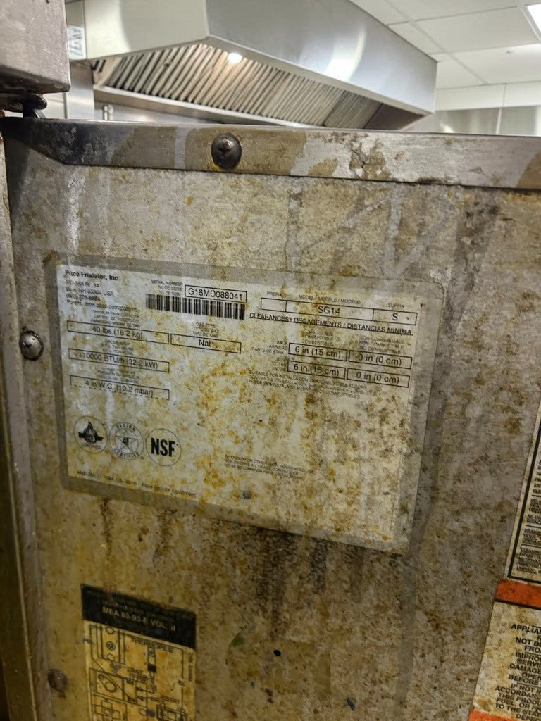 Dependable Condition – Pitco SG14 Solstice – 40–50 lb Commercial Natural Gas Floor Fryer – 110,000 BTU – Stainless Steel – Fully Tested & Operational!