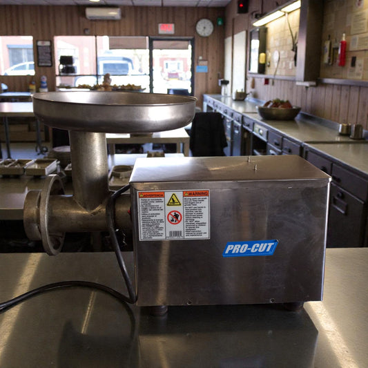 Outstanding Condition – Pro-Cut KG-12FS Commercial Meat Grinder – 115V / Single Phase – Fully Tested & Working!