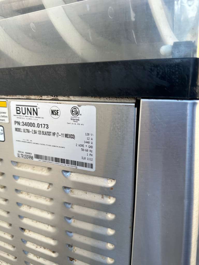 Superior Condition – BUNN ULTRA-2 HP – Twin 3 Gallon Commercial Frozen Beverage / Slush Machine – 120V – Stainless & Black – NSF Listed – Fully Tested & Operational!