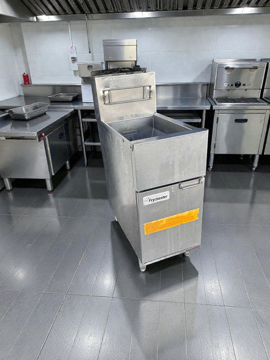Excellent Condition – Frymaster ESG35T Natural Gas Commercial Fryer – 40 lb Capacity – NSF & ETL Listed – Fully Tested & Operational!