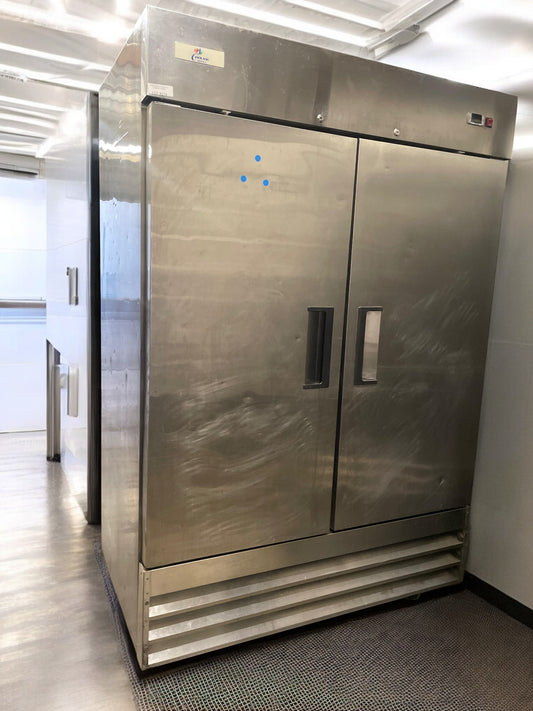 High-Grade Condition – Cooler Depot C-Line XB54F-HC Commercial Reach-In Refrigerator – 115V / Single Phase – Fully Tested & Working!