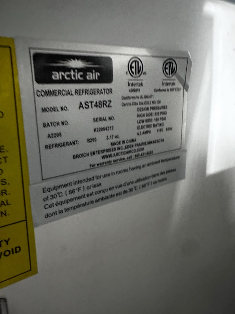Flawless Condition – Arctic Air AST48RZ – 48" Two-Door Sandwich/Salad Prep Table – 12 Cu. Ft. – 12-Pan Capacity – 115V – Fully Tested & Operational!