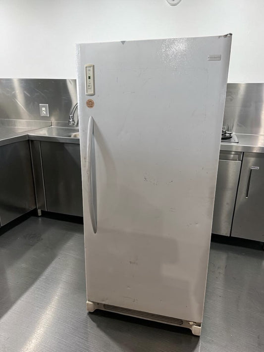 Dependable Condition – Frigidaire FFU21F5HWY – 33" Wide 20 Cu. Ft. Garage Ready Single-Door Upright Freezer – 115V – CSA Certified – Fully Tested & Operational!