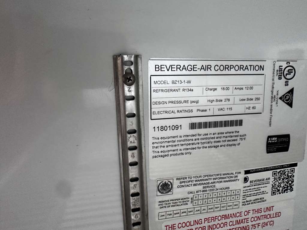 Exceptional Condition – Beverage-Air BZ13-1-W The Breeze Open Display Case – 30” Wide – 3-Tier Refrigerated Merchandiser – Fully Tested & Operational!