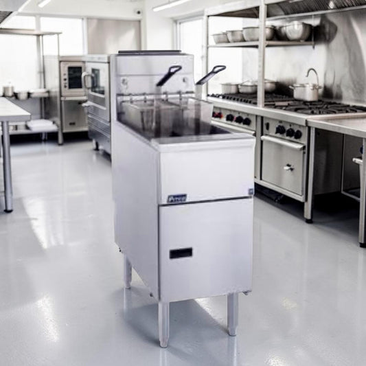 First-Class Condition – Pitco VF35 – 35 lb Commercial Natural Gas Deep Fryer – Stainless Steel – Two Basket – 70,000 BTU – NSF Listed – Fully Tested & Operational!