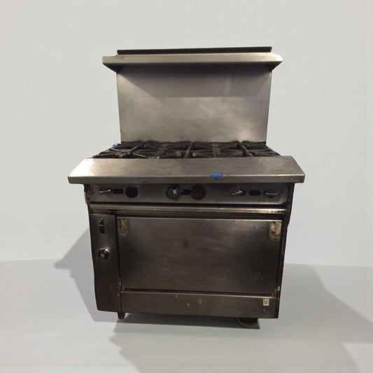 Premium Condition – Commercial 6-Burner Gas Range with Oven – Stainless Steel – Fully Tested & Working!