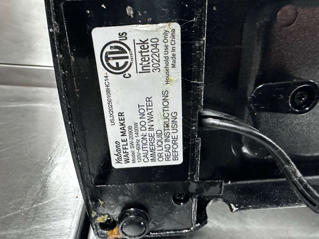 Dependable Condition – Yabano SW-290B – Rotating Belgian Waffle Maker – 1200W – 120V – ETL Listed – Fully Tested & Operational!