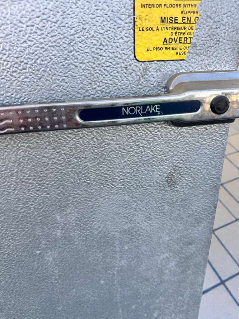 Immaculate Condition – Nor-Lake Commercial Walk-In Cooler / Freezer Doors – Fully Inspected & Ready for Installation!