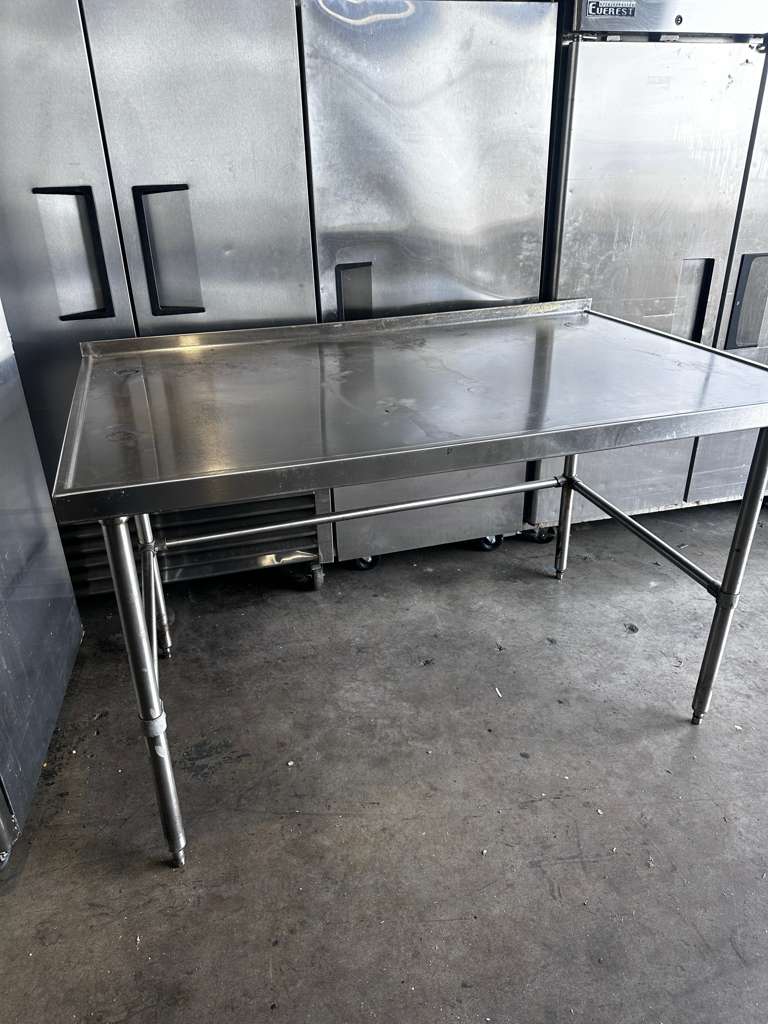 High-Quality Condition – Stainless Steel Commercial Work Table with Multi-Tier Overshelf – Approx. 60" x 36" – Mobile Prep / Service Table – Fully Inspected & Ready for Use!