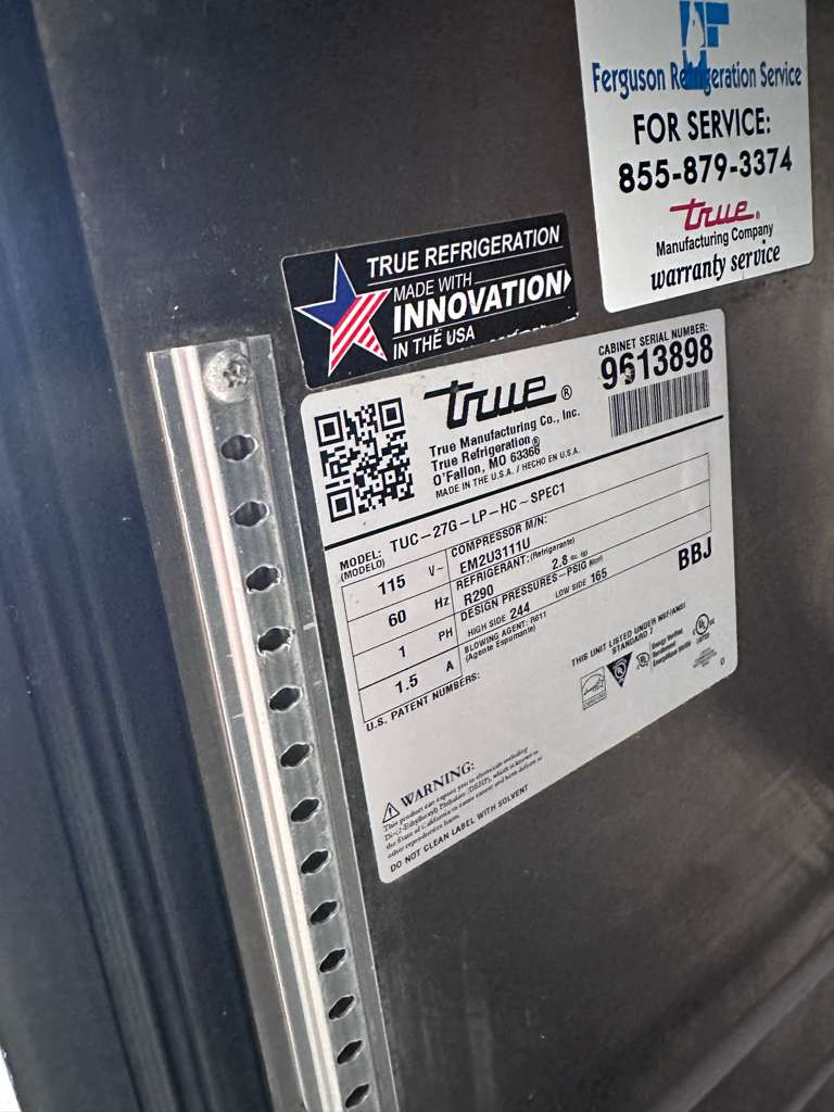 Superior Condition – True TUC-27G-HC – Commercial Undercounter Glass Door Refrigerator – 27” One Section – Stainless Steel – 115V – Fully Tested & Operational!
