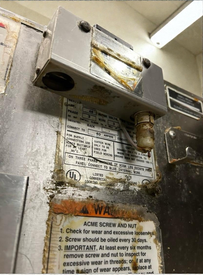 Top-Tier Condition – BKI FKM-F Commercial Pressure Fryer – 208V / 3-Phase – Fully Tested & Working!