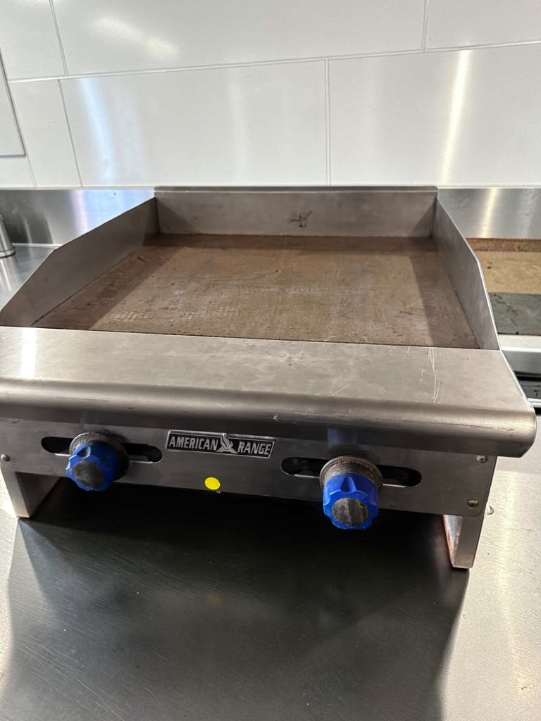 Outstanding Condition – American Range ARSMG-24 – 24" Countertop Gas Griddle – 1" Steel Plate – Natural Gas – ETL Listed – Fully Tested & Operational!