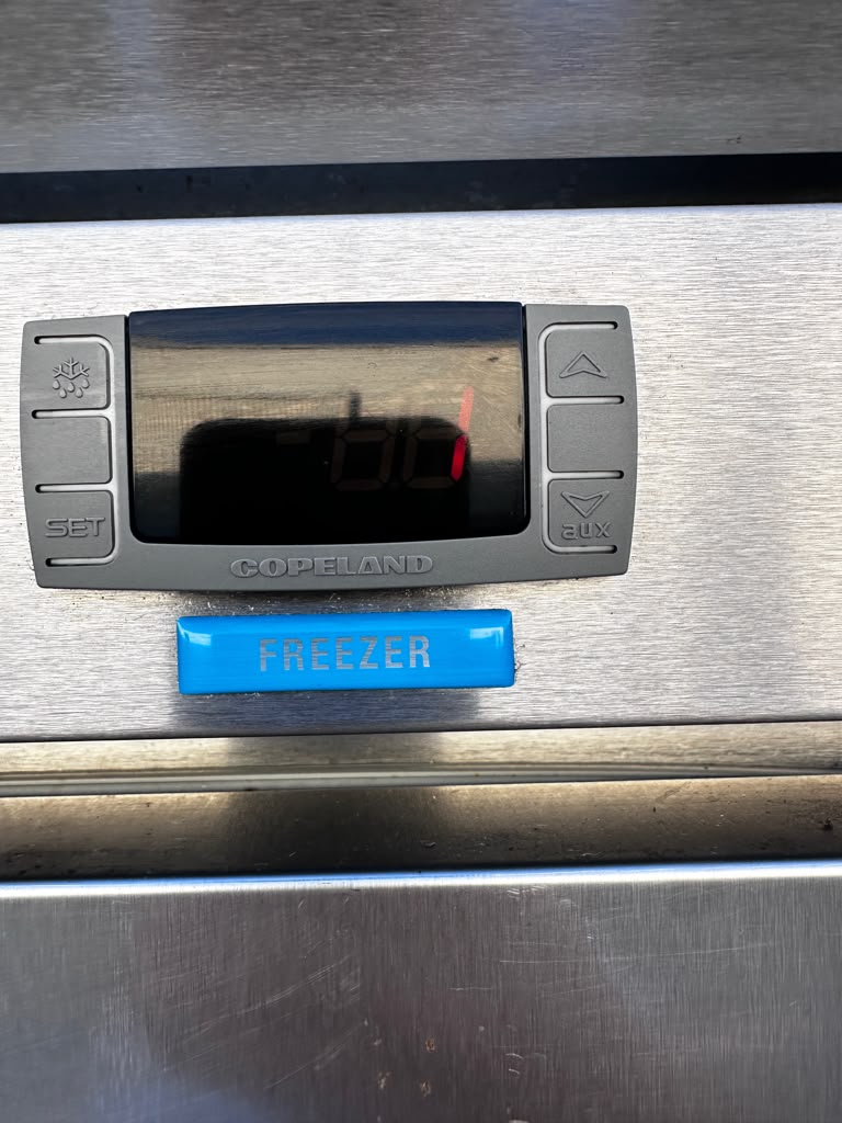 Superior Condition – Beverage-Air HFP2-1S Horizon Series – 52" Two-Door Reach-In Freezer – R404A – 115V – ENERGY STAR – Fully Tested & Operational!