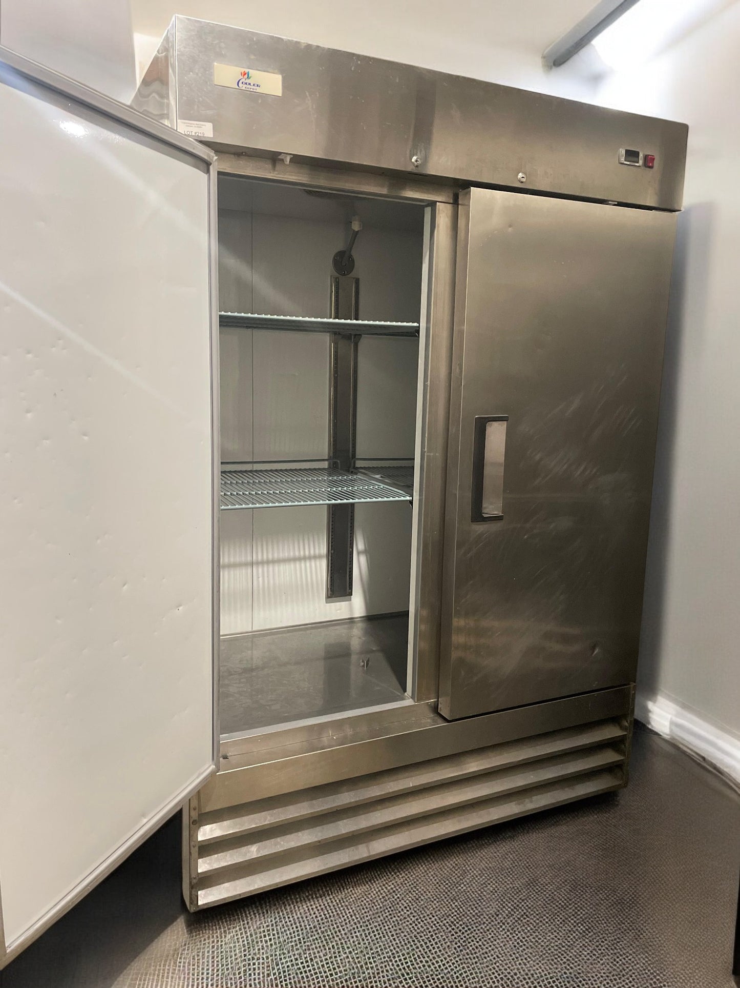 High-Grade Condition – Cooler Depot C-Line XB54F-HC Commercial Reach-In Refrigerator – 115V / Single Phase – Fully Tested & Working!