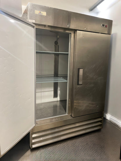 High-Grade Condition – Cooler Depot C-Line XB54F-HC Commercial Reach-In Refrigerator – 115V / Single Phase – Fully Tested & Working!