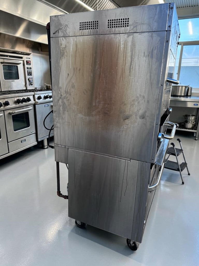 Dependable Condition – Southbend P32A-171 Platinum Series – 32" Gas Infrared Upright Broiler with Warming Oven & Convection Oven Base – Natural Gas – Fully Tested & Operational!