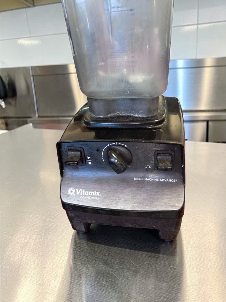 Elite Condition – Vitamix Drink Machine Advance VM0100A – Commercial Blender – 120V – Made in USA – Fully Tested & Operational!