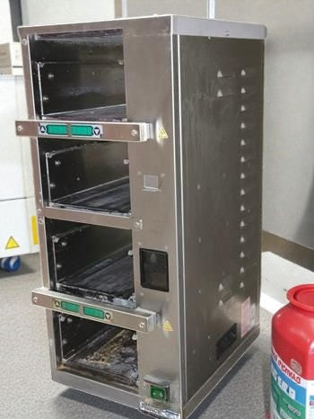 First-Class Condition – Prince Castle PHB41F1-PLK01 – Phoenix 4x1 Commercial Product Holding Bin – 4-Level Heated Food Holding Cabinet – 120V – UL / NSF Listed – Fully Tested & Operational!