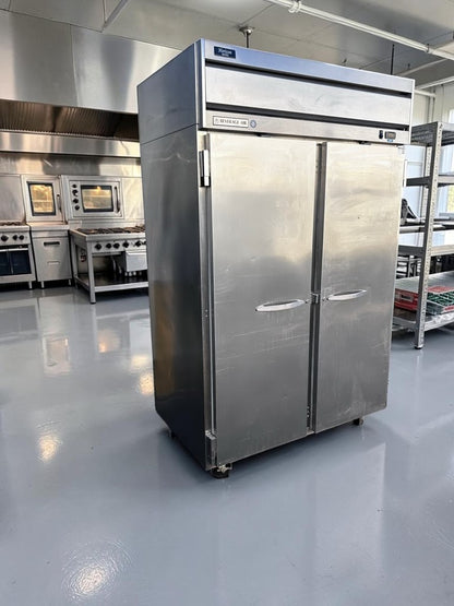 Superior Condition – Beverage-Air HFP2-1S Horizon Series – 52" Two-Door Reach-In Freezer – R404A – 115V – ENERGY STAR – Fully Tested & Operational!