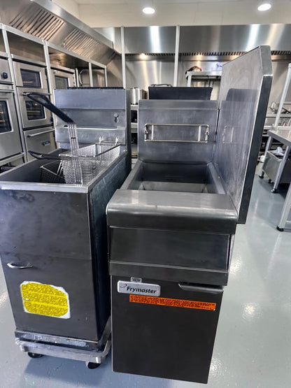 Prime Condition – Frymaster PMJ145SC – 16″ Natural-Gas Floor Fryer – 40–50 lb Oil Capacity – 104,300 BTU – Fully Tested & Operational!