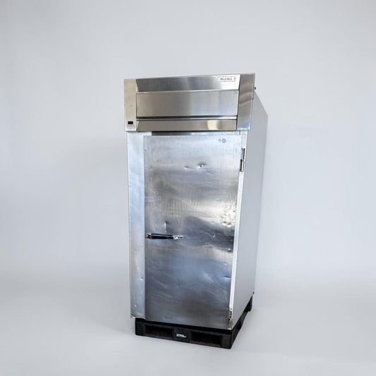 Prime Condition – McCall UL4-4001VRHPFS – 39" One-Section Commercial Roll-In Refrigerator / Retarder – 38.8 Cu. Ft. – 115V – Fully Tested & Operational!