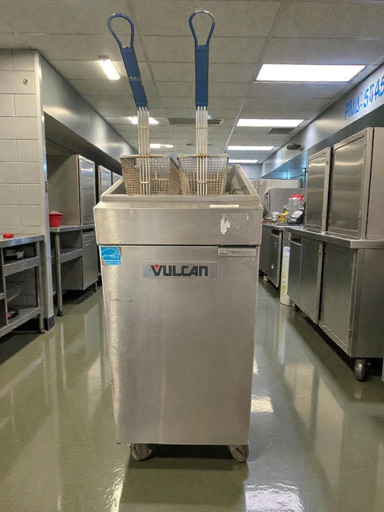 Premium Condition – Vulcan Commercial Gas Fryer – Natural Gas - Fully Tested & Working!