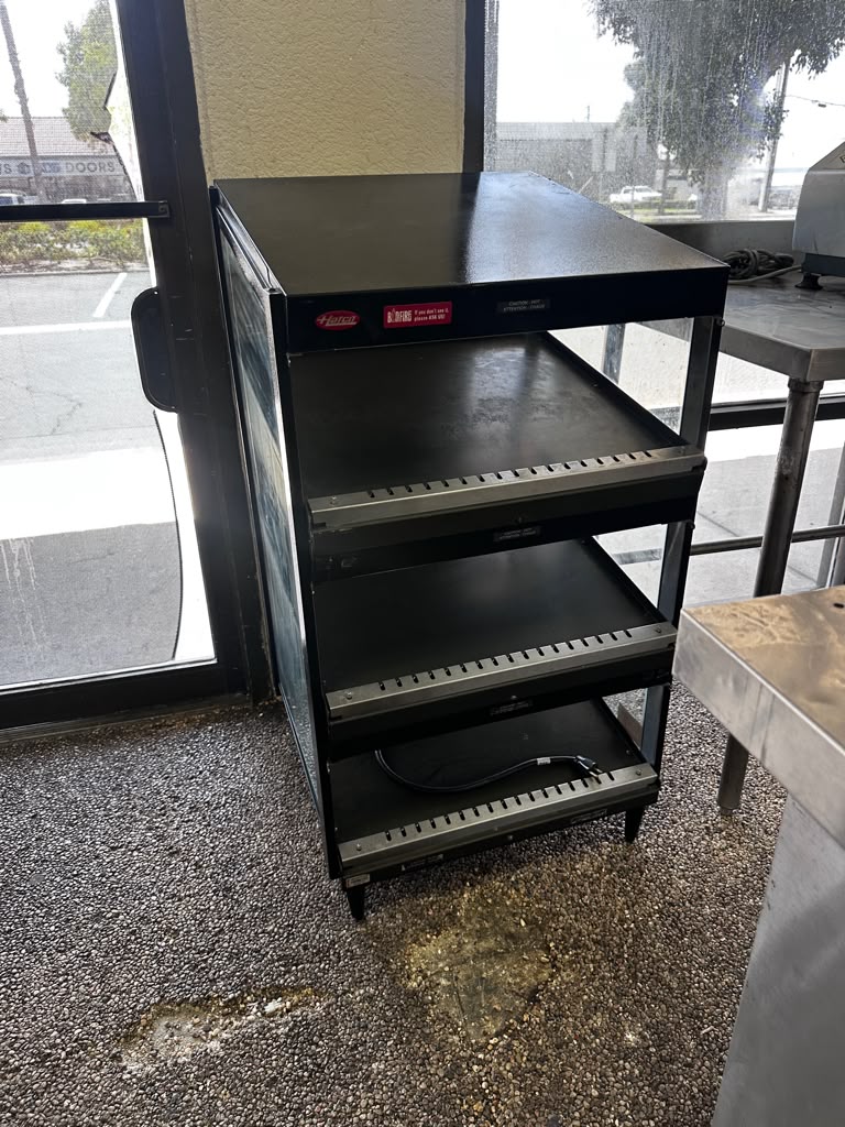 Outstanding Condition – Hatco GRSDS-24T Glo-Ray – 24" Three-Tier Commercial Heated Display Merchandiser – 120V – Fully Tested & Operational!