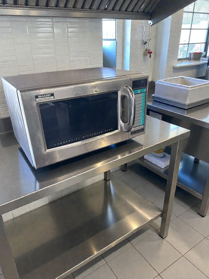 Premium Condition – Sharp R-21LV Commercial Microwave Oven – 1000W – Stainless Steel – Fully Tested & Operational!