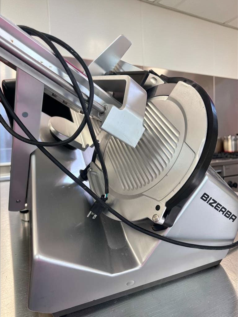 Exceptional Condition – Bizerba N-22 – Commercial Automatic Deli Meat & Cheese Slicer – 120V – Fully Tested & Operational!