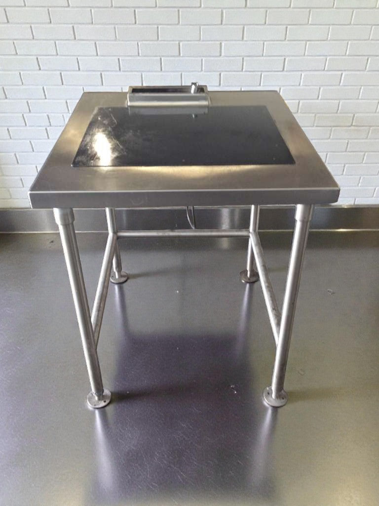 Top-Tier Condition – Commercial Induction Cooktop Table – Stainless Steel – Fully Tested & Working!