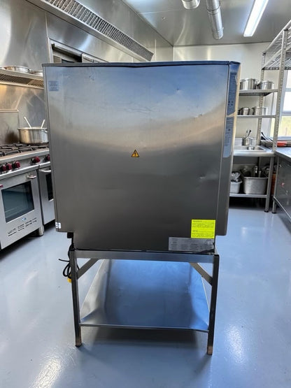 Immaculate Condition – Rational iCombi Pro 10-Full Size Electric – Commercial Intelligent Combi Oven – 10 Full-Size Sheet Pan Capacity – Mobile Oven Rack & Stainless Steel Stand – 208/240V – Fully Tested & Operational!