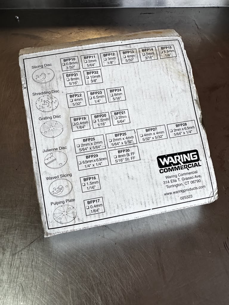 Pristine Condition – Waring BFP13 5/32” Slicing Plate Complete /F – 4mm Commercial Food Processor Disc – New – Ready for Use!