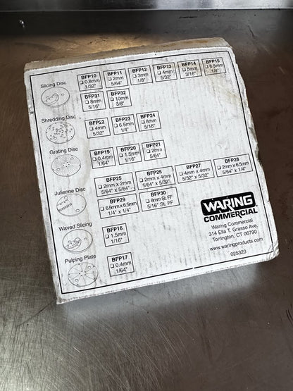 Pristine Condition – Waring BFP13 5/32” Slicing Plate Complete /F – 4mm Commercial Food Processor Disc – New – Ready for Use!