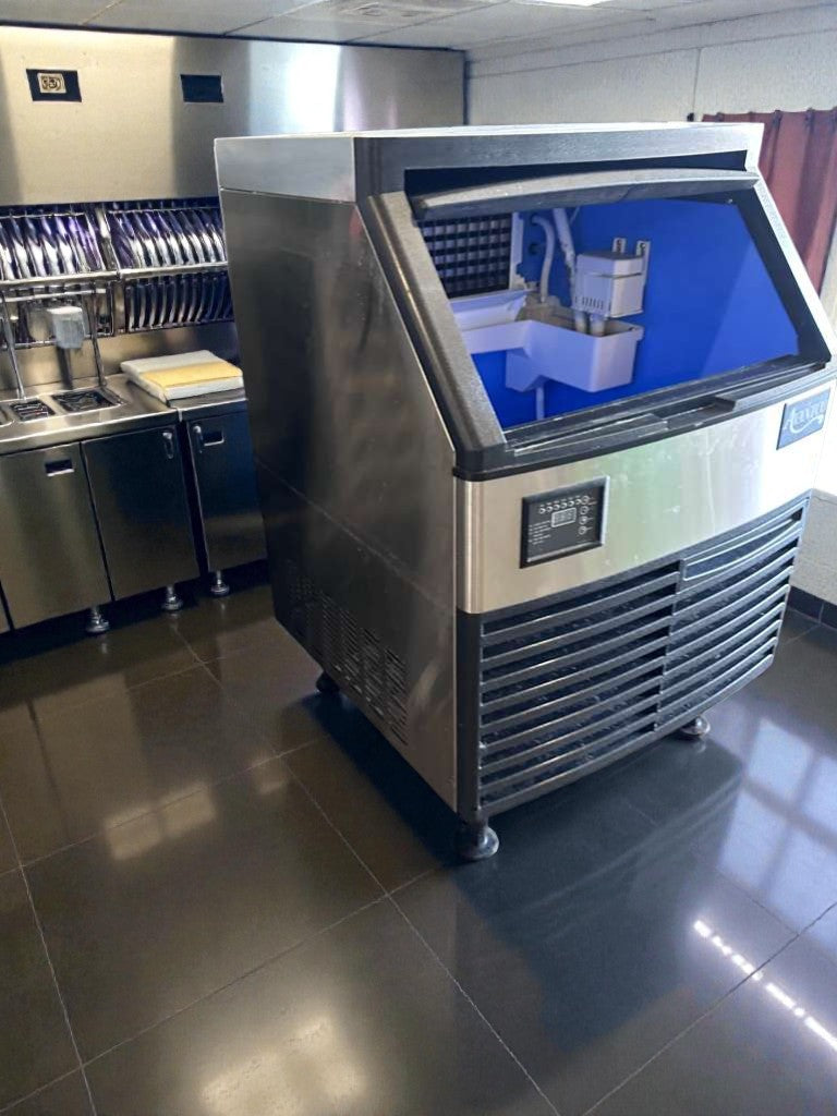 Outstanding Condition – Avantco Ice UC-210A Commercial Undercounter Ice Machine – 115V – Air Cooled – Fully Tested & Operational!