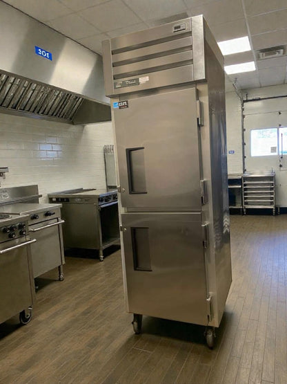 Top-Tier Condition – True Commercial Reach-In Refrigerator – 115V / Single Phase – Fully Tested & Working!