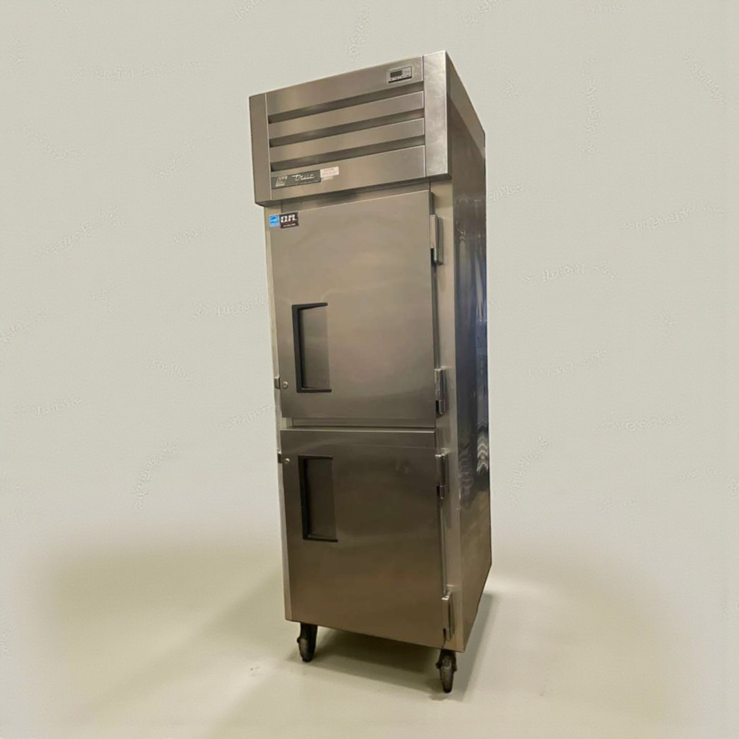 Top-Tier Condition – True Commercial Reach-In Refrigerator – 115V / Single Phase – Fully Tested & Working!