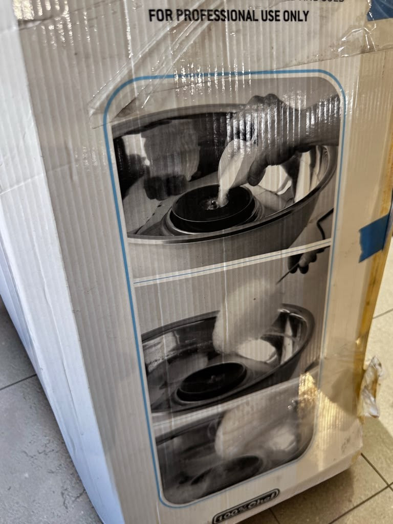 Excellent Condition – 100% Chef Snack Cotton Mini-Pro 600 – Professional Cotton Candy Machine – 115V – 600W – Fully Tested & Operational!