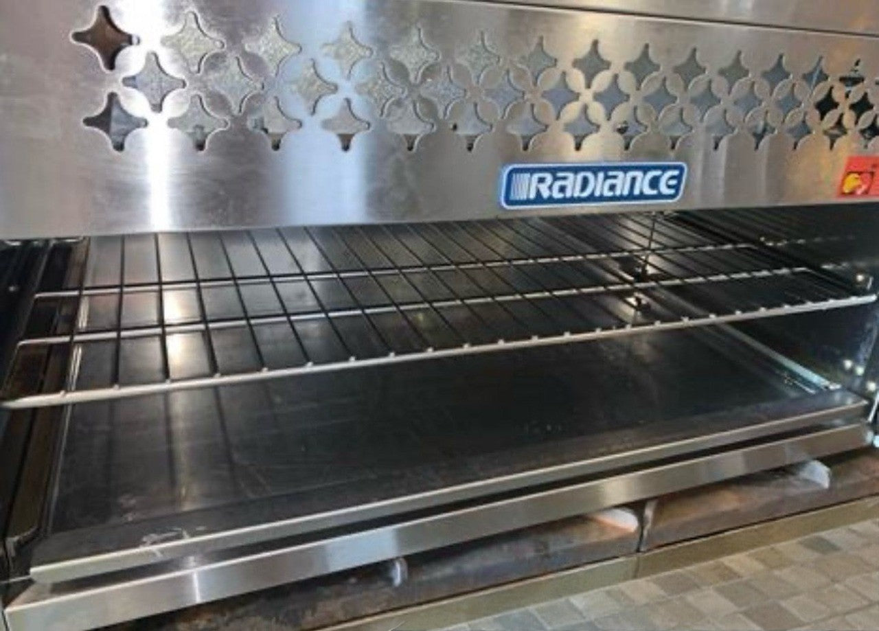 Outstanding Condition – Radiance 24” Gas Cheesemelter – Infrared Burner – 20,000 BTU – Stainless Steel – Fully Tested & Operational!