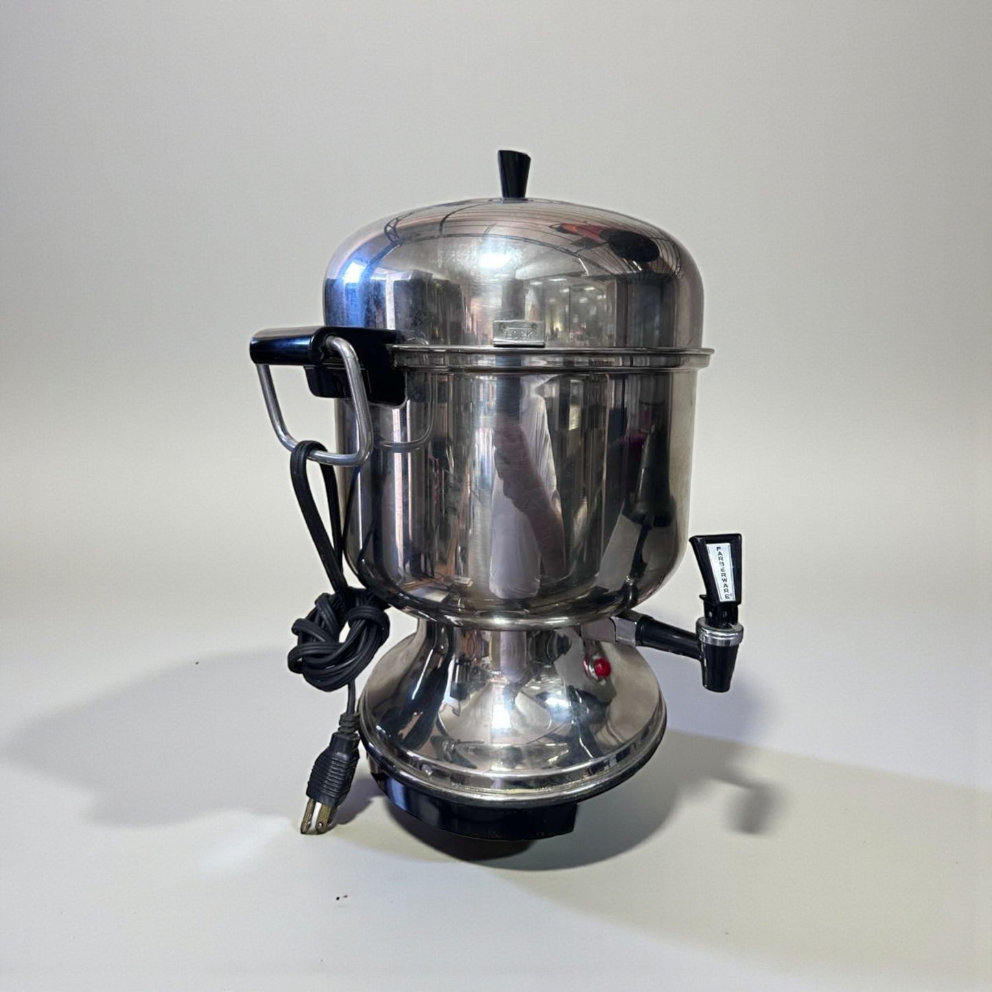 Outstanding Condition – Farberware Commercial Coffee Urn – Stainless Steel – 115V – Fully Tested & Operational!