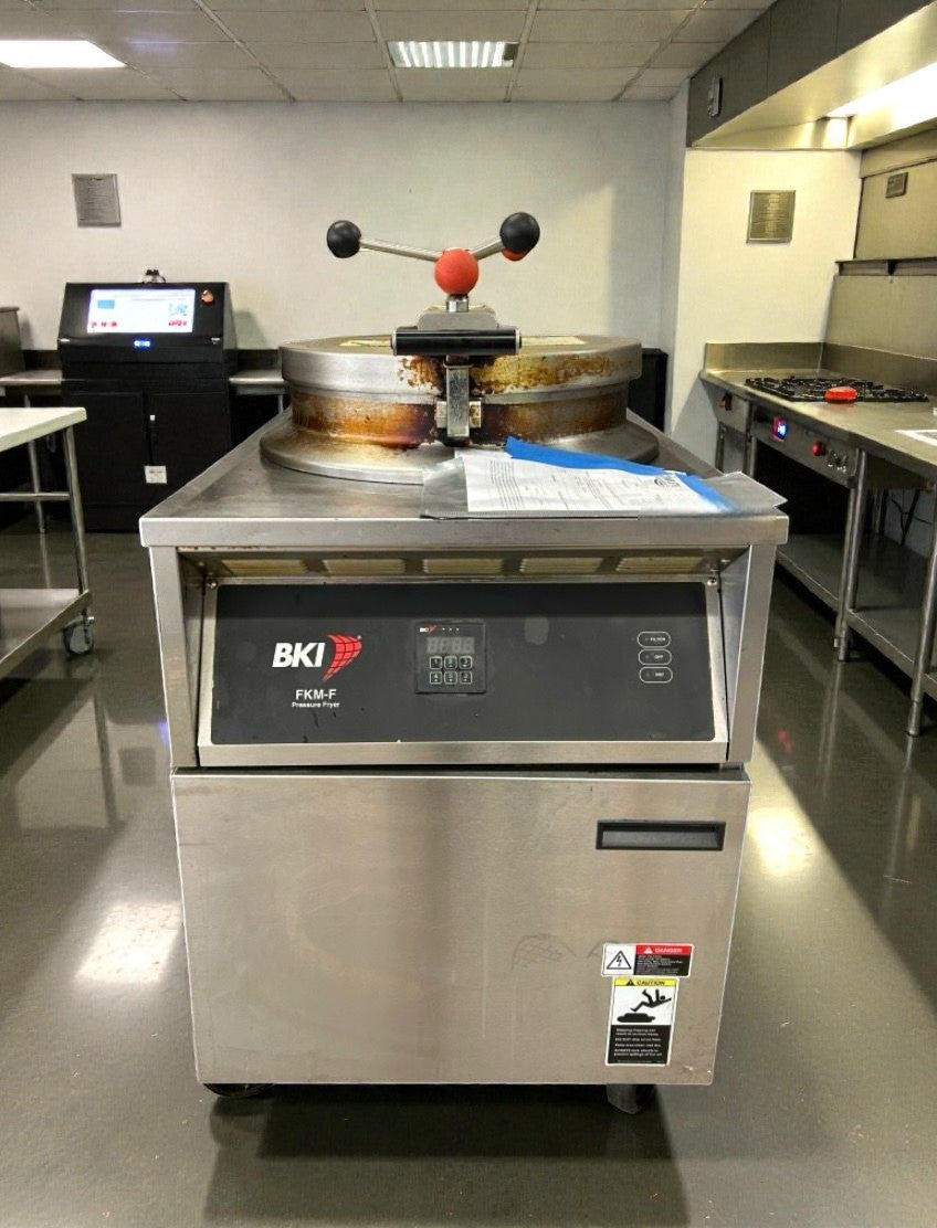 Top-Tier Condition – BKI FKM-F 75 lb Commercial Electric Pressure Chicken Fryer – 208V / 3 Phase – Fully Tested & Working!