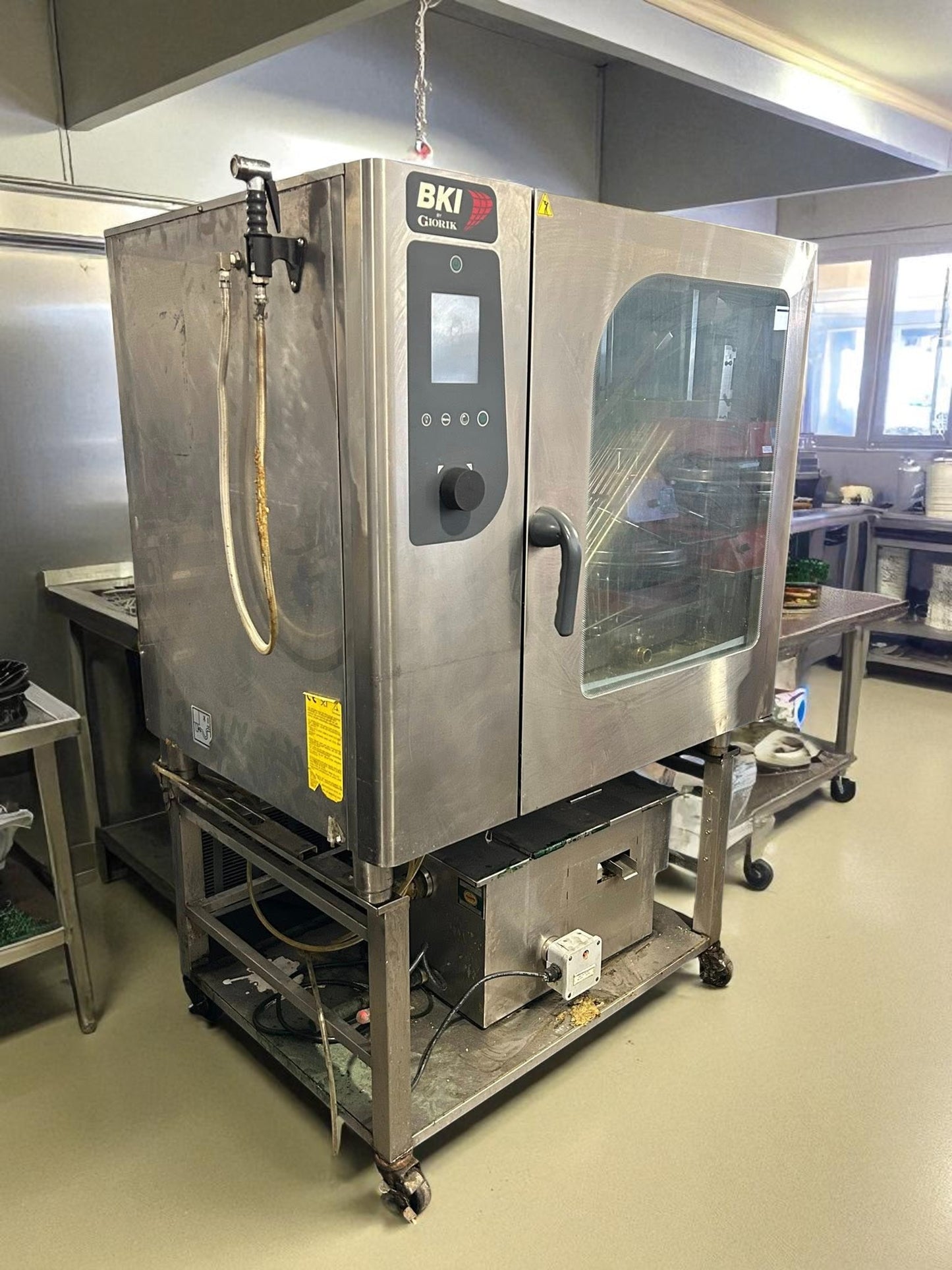 Premium Condition – BKI ETE102R – Commercial Electric Combi Oven (Boilerless) – 208V / 3 Phase – UL & ETL Listed – Fully Tested & Operational!