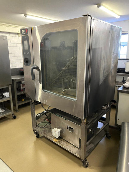Premium Condition – BKI ETE102R – Commercial Electric Combi Oven (Boilerless) – 208V / 3 Phase – UL & ETL Listed – Fully Tested & Operational!