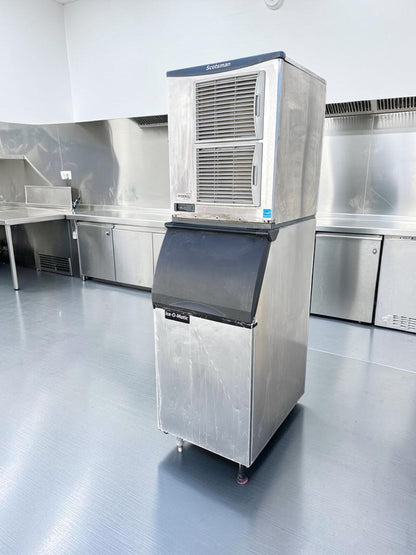 Elite Condition – Scotsman F1222A-32D Prodigy® – 22" Commercial Air-Cooled Flake Ice Machine – Up to 1,100 lb. per Day – 208/230V – UL & NSF Listed – Fully Tested & Operational!