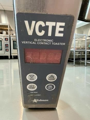 High-Grade Condition – Star VCTE13S Ultra-Max® – Commercial Vertical Contact Toaster – Electronic Controls – Up to 1,700 Bun Halves per Hour – Fully Tested & Operational!