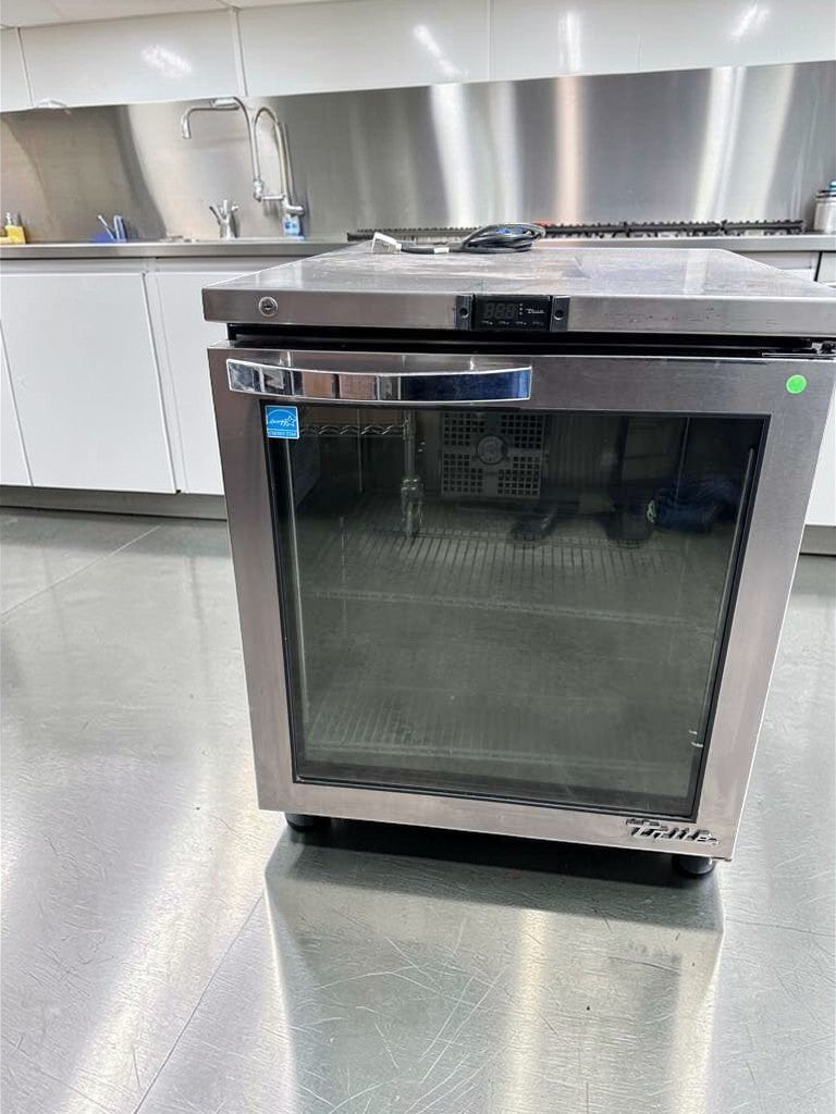 Superior Condition – True TUC-27G-HC – Commercial Undercounter Glass Door Refrigerator – 27” One Section – Stainless Steel – 115V – Fully Tested & Operational!
