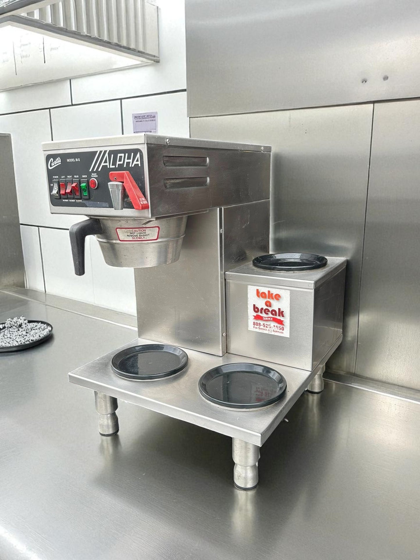 Premium Condition – Wilbur Curtis ALPHA-III-S – Automatic 3-Warmer Commercial Coffee Brewer with Hot Water Faucet – 120V – NSF & UL Listed – Fully Tested & Operational!