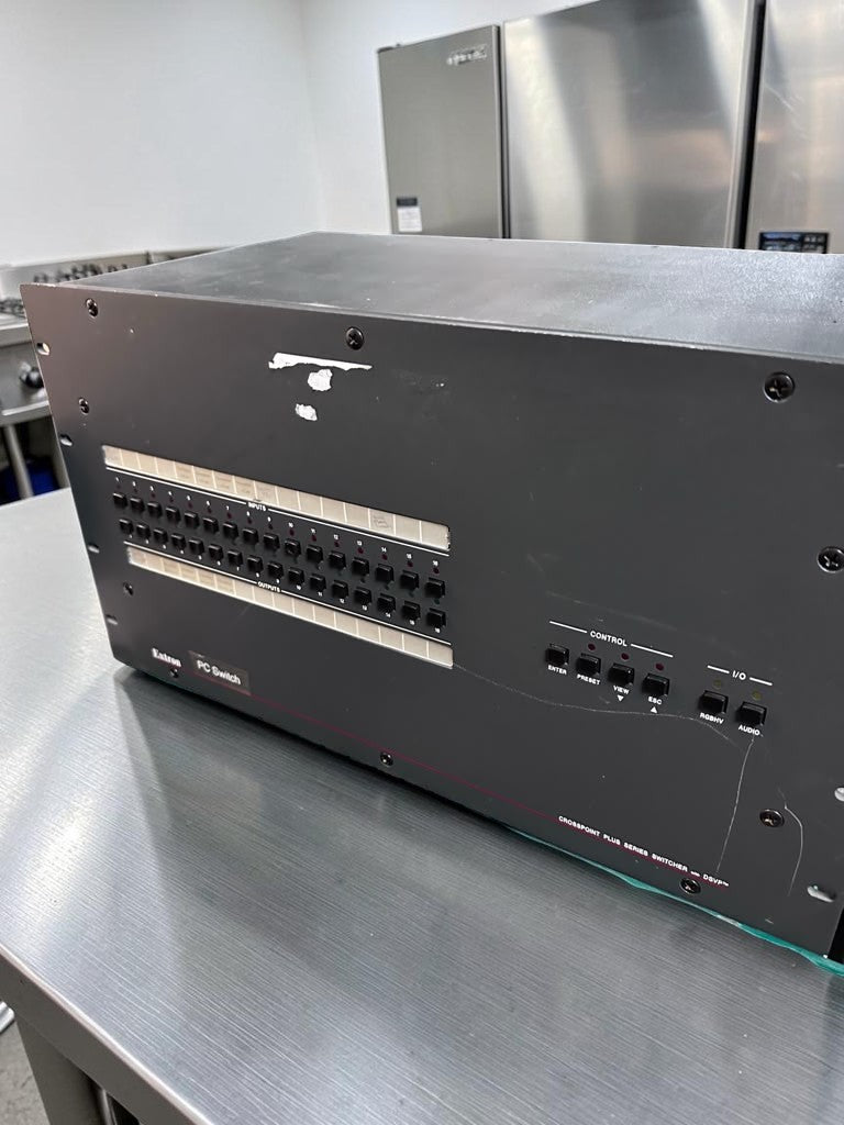 Dependable Condition – Extron CrossPoint Plus 1616 HVA – 16×16 RGBHV & Stereo Audio Matrix Switcher – 425 MHz – Fully Tested & Operational!